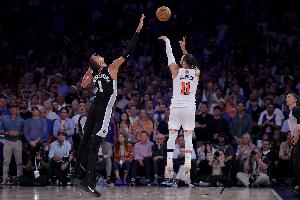 A·史密斯:布伦森拯救了NBA 否则所有人都在想怎么击败文班亚马