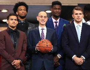 蜘蛛直播_蜘蛛免费NBA在线直播_蜘蛛足球无插件高清观看