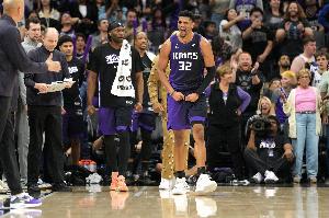 蜘蛛直播_蜘蛛免费NBA在线直播_蜘蛛足球无插件高清观看