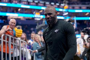 蜘蛛直播-免费无插件直播在线观看_蜘蛛直播nba免费高清现场直播