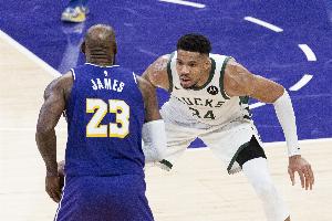 蜘蛛直播_蜘蛛免费NBA在线直播_蜘蛛足球无插件高清观看