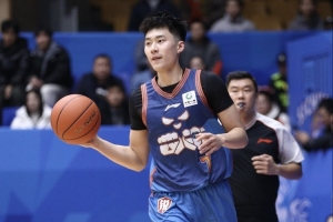 辽宁为了得到段睿骐付出了可观的转会费 球队有意将王岚嵚交易