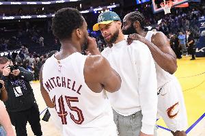 NBA官方:老将球员占据了联盟薪资的28% 这比例高于过去劳资协议
