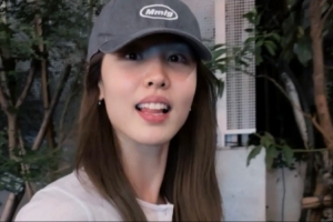 甜美可人!张茹晒旅行美照:没想到吧?我还有存货