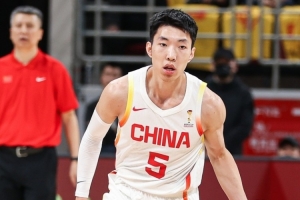 记者:使用优缺点明显的球员得扬长避短 别人打不进就让廖三宁干