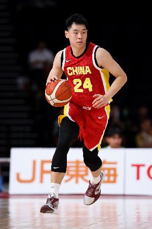 被限制得很严重!崔永熙半场7中2得5分3板 正负值为-16