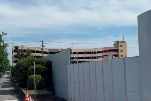 记者:之前名古屋暴雨 组委会让跑停车场避难 估计中国男篮也去了