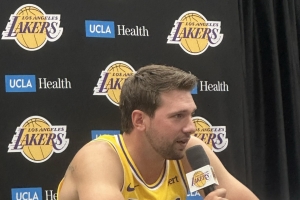 劲球直播_足球赛事直播_篮球赛事直播_NBA|CBA|英超直播