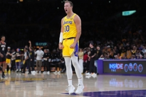 足球直播_足球免费观看直播在线_足球高清视频无插件
