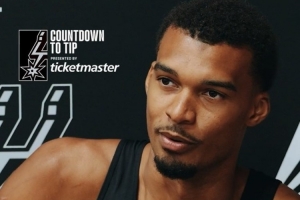 劲球直播-足球赛事直播-篮球赛事直播-NBA|CBA|英超直播