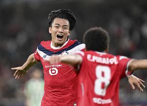 代表里尔6场3球!法媒:上田绮世对阿森纳时足底受伤,将伤缺数周