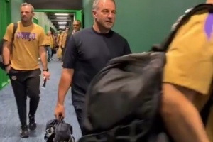 足球直播_足球免费在线高清直播_足球视频在线观看无插件