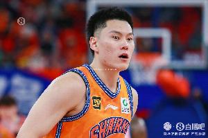 犯规比得分+篮板还多!李弘权首发23分钟3中1仅拿2分2板 犯满离场